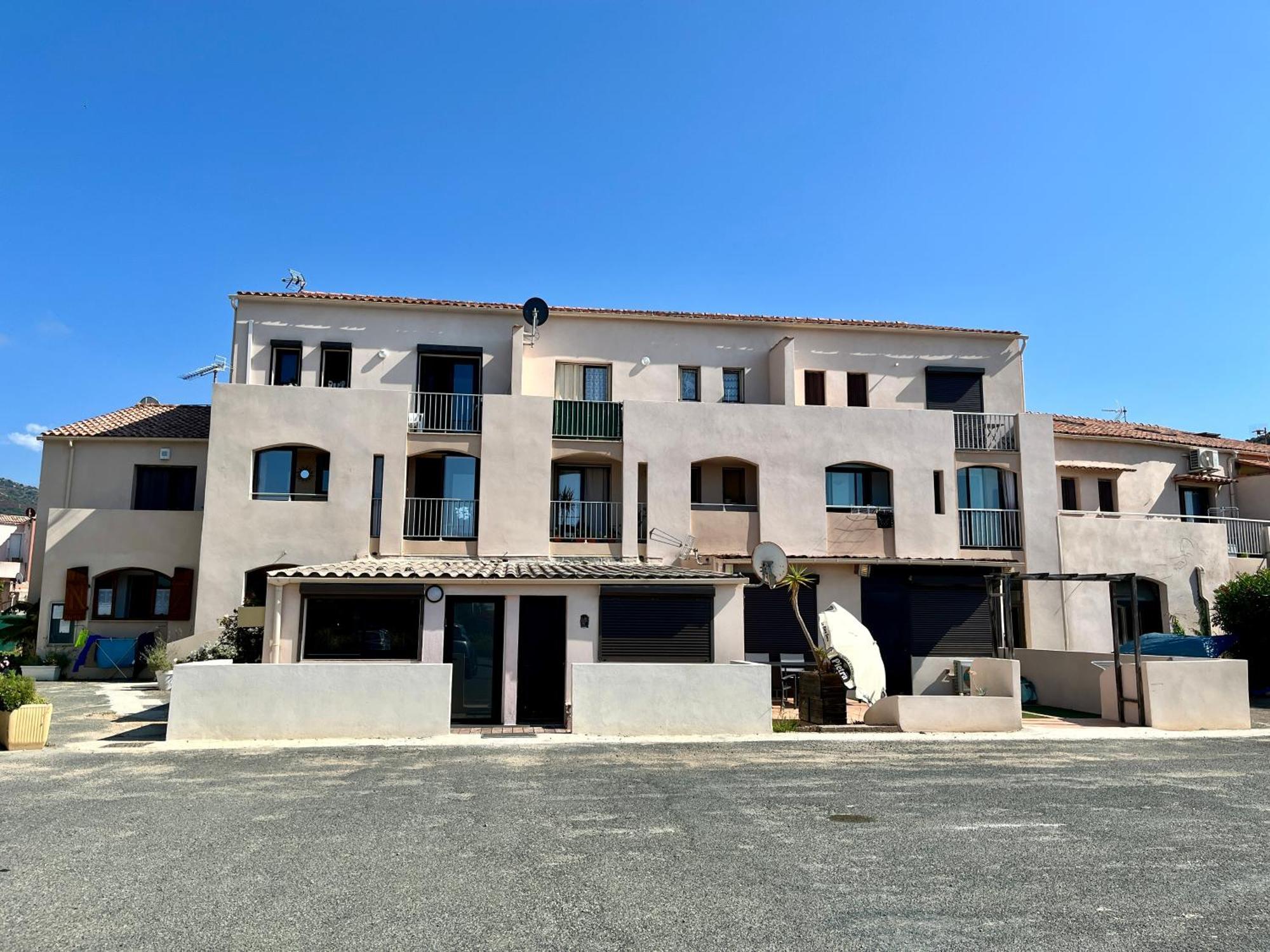 Apartment Joli T2 Confort, Proche De La A Algajola